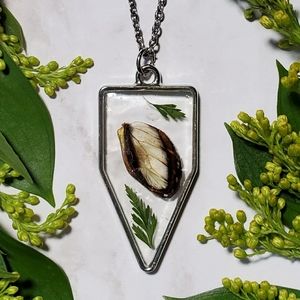 Handmade Necklace | Resin Jewelry